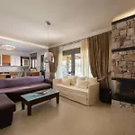 Blue & Green View Villa